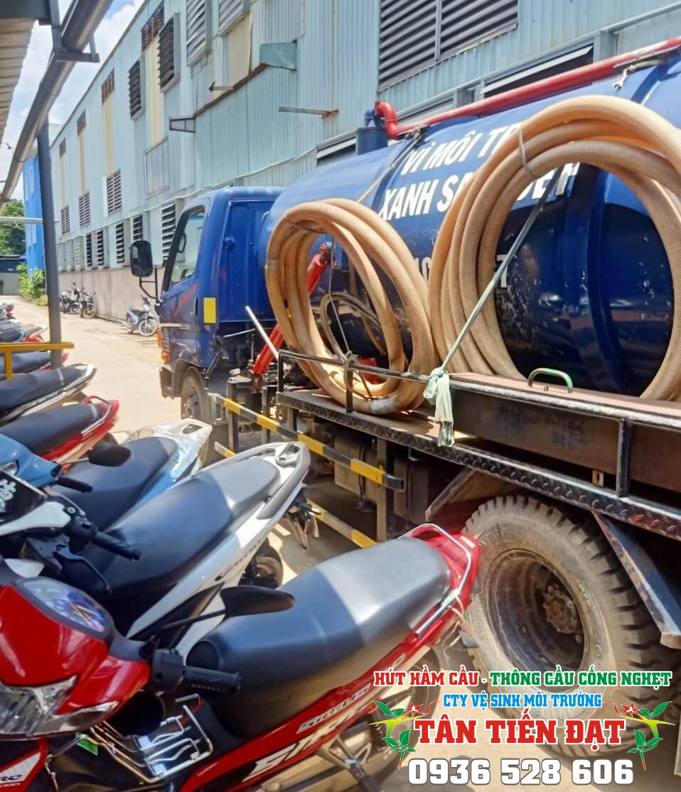 DịchVụVệSinh vn Hút Bể Phốt, Thông Tắc Cống, Thông Tắc Bồn Cầu (15)